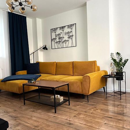 Apartment R&L Lazovna Apt 1 - Old Town And Parking Banská Bystrica Extérieur photo
