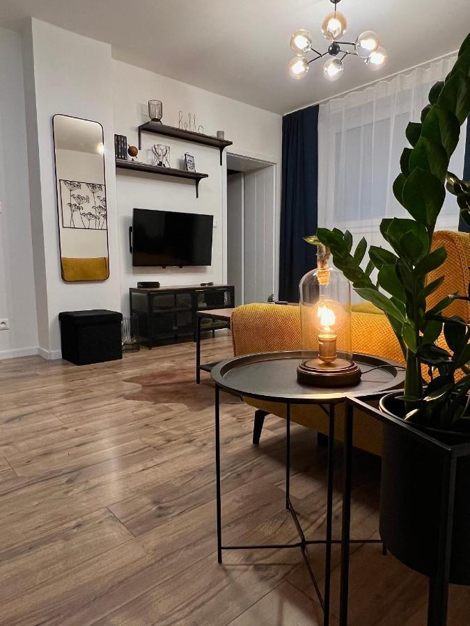 Apartment R&L Lazovna Apt 1 - Old Town And Parking Banská Bystrica Extérieur photo