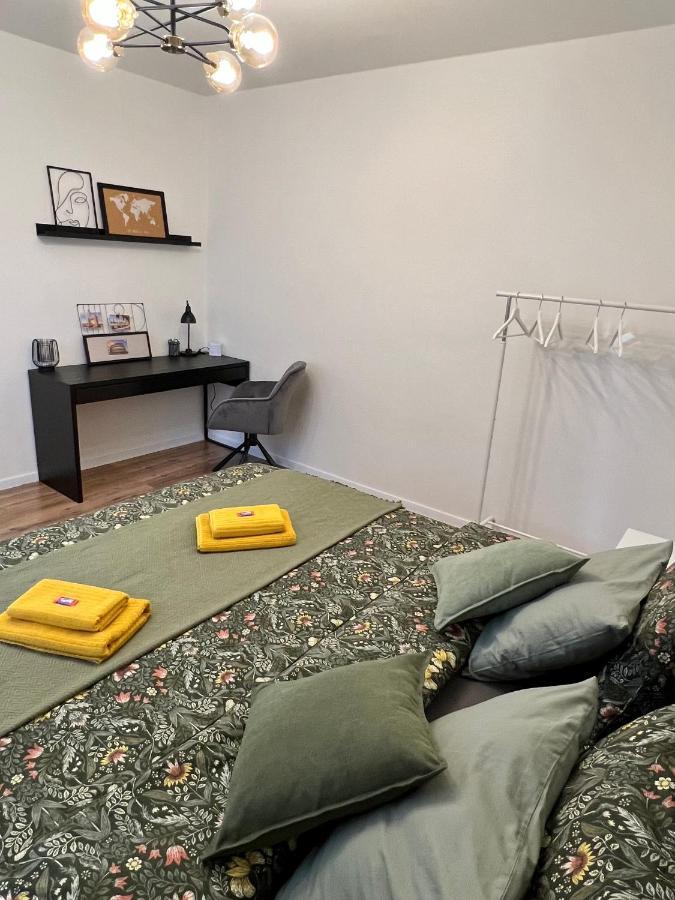 Apartment R&L Lazovna Apt 1 - Old Town And Parking Banská Bystrica Extérieur photo